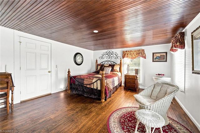 1824 Binkley Road, East Bend, NC 27018