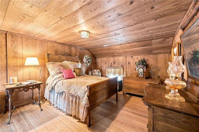 1824 Binkley Road, East Bend, NC 27018