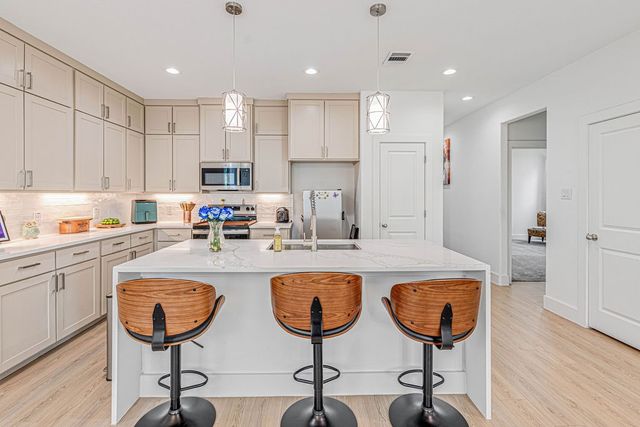 6314 Myrtle Street, Dallas, TX 75215