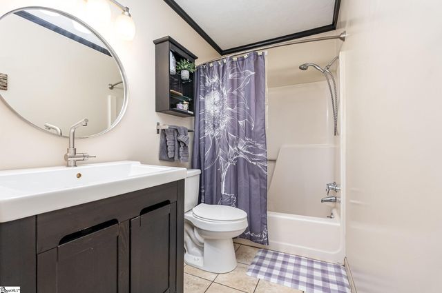 22 Hidden Springs Road, Spartanburg, SC 29302