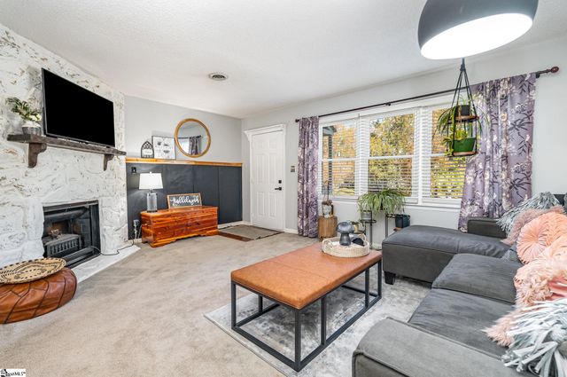 22 Hidden Springs Road, Spartanburg, SC 29302