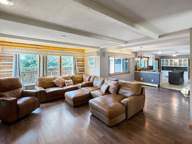 2021 IDA MAE CT, Minot, ND 58703
