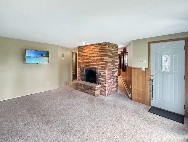 2021 IDA MAE CT, Minot, ND 58703