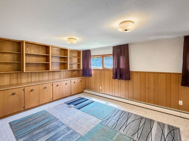 2021 IDA MAE CT, Minot, ND 58703