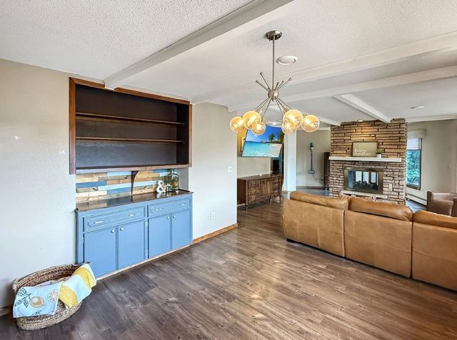 2021 IDA MAE CT, Minot, ND 58703