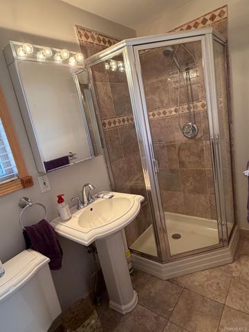 93 Whitman Road, Yonkers, NY 10710