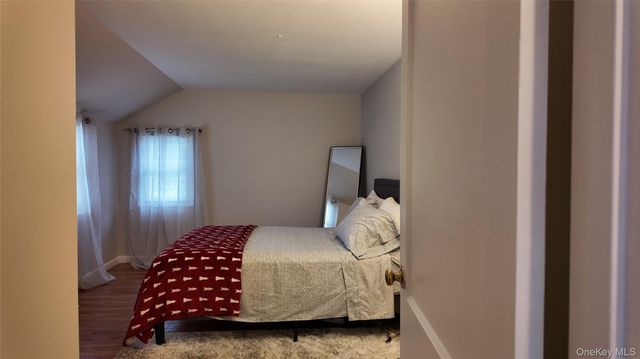 93 Whitman Road, Yonkers, NY 10710