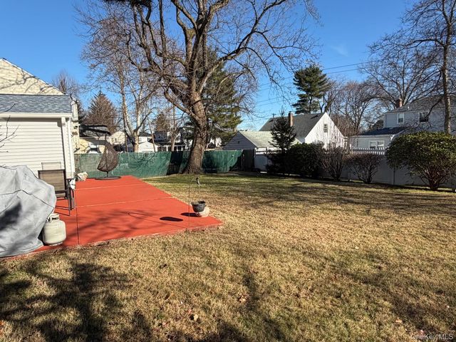 93 Whitman Road, Yonkers, NY 10710