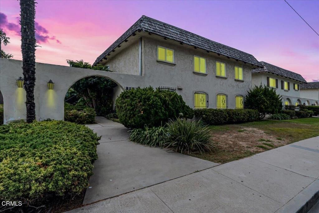 620 W Gonzales Road, Oxnard, CA 93036