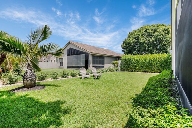 10393 Lexington Circle S, Boynton Beach, FL 33436