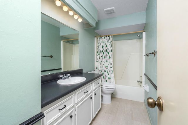 7015 Rosebrook Circle, Spring, TX 77379