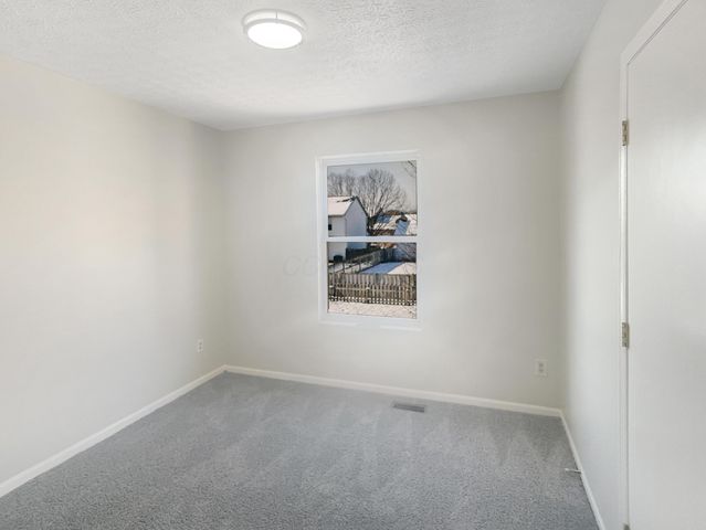 100 Gold Dust Court, Delaware, OH 43015