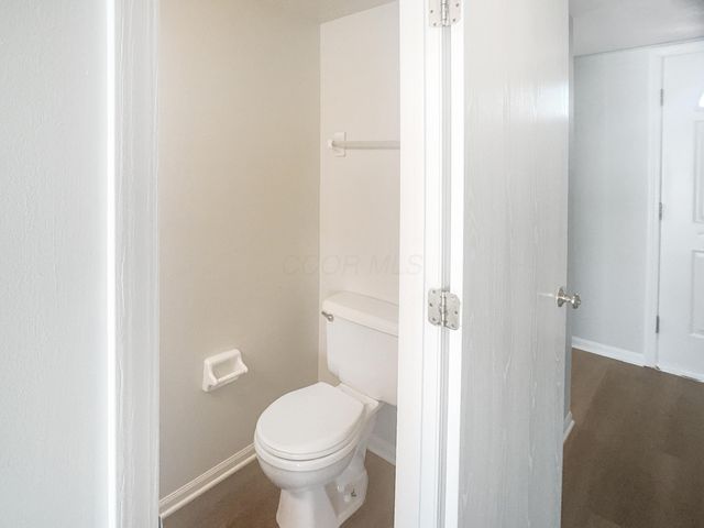 100 Gold Dust Court, Delaware, OH 43015