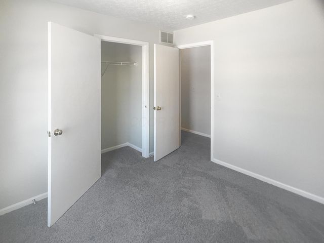 100 Gold Dust Court, Delaware, OH 43015