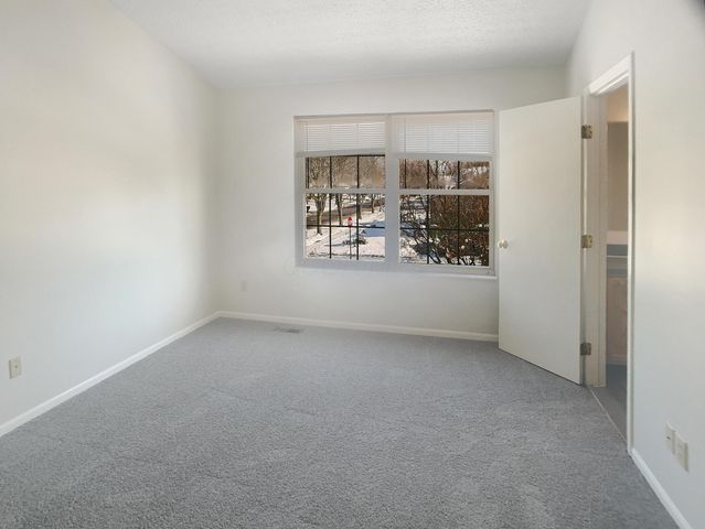 100 Gold Dust Court, Delaware, OH 43015