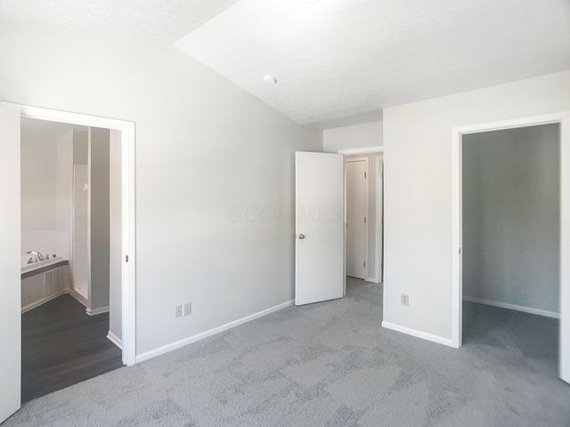 100 Gold Dust Court, Delaware, OH 43015