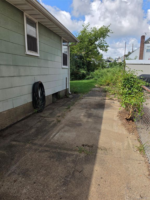 130-32 122nd Street, South Ozone Park, NY 11420 — photo 4