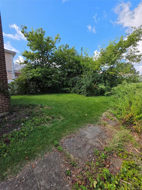 130-32 122nd Street, South Ozone Park, NY 11420 — photo 5
