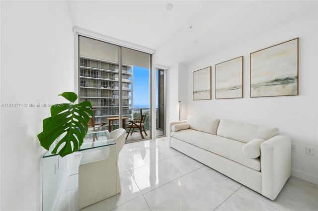 2678 Tigertail Ave 1110, Miami, FL 33133