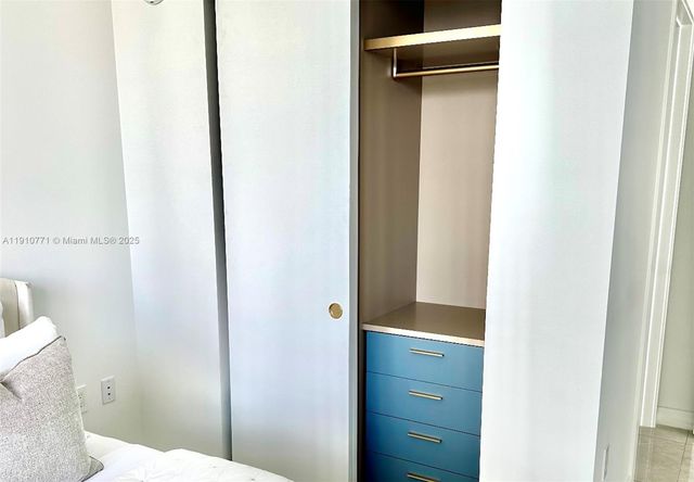 2678 Tigertail Ave 1110, Miami, FL 33133