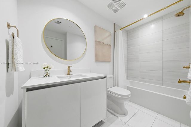 2678 Tigertail Ave 1110, Miami, FL 33133