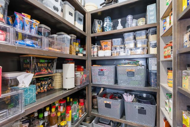 1428 N Aster St, Andover, KS 67002