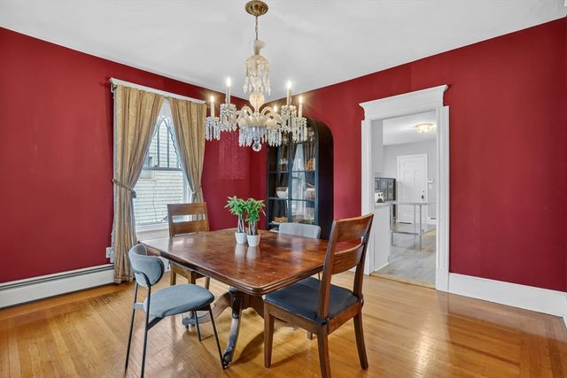 111 Magnolia Ter, Springfield, MA 01108