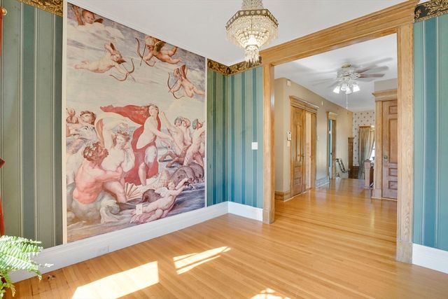 111 Magnolia Ter, Springfield, MA 01108