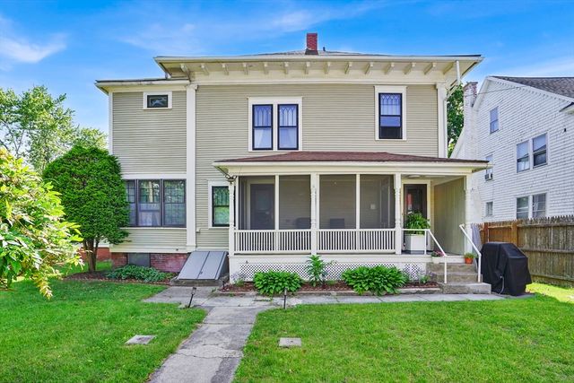 111 Magnolia Ter, Springfield, MA 01108