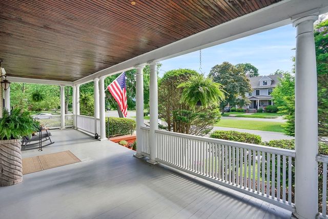 111 Magnolia Ter, Springfield, MA 01108