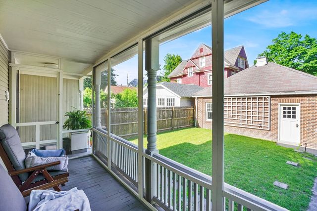 111 Magnolia Ter, Springfield, MA 01108