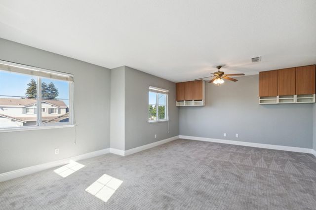 2780 Oxford Ln, Tracy, CA 95377