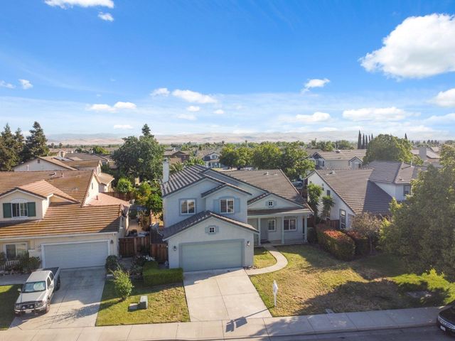 2780 Oxford Ln, Tracy, CA 95377