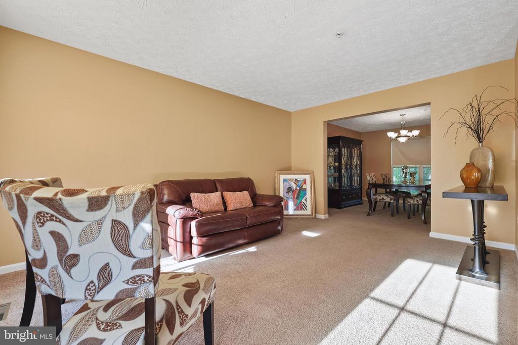 Image 10 of property listing at 9716 PENGUIN PL, Upper Marlboro, MD 20772