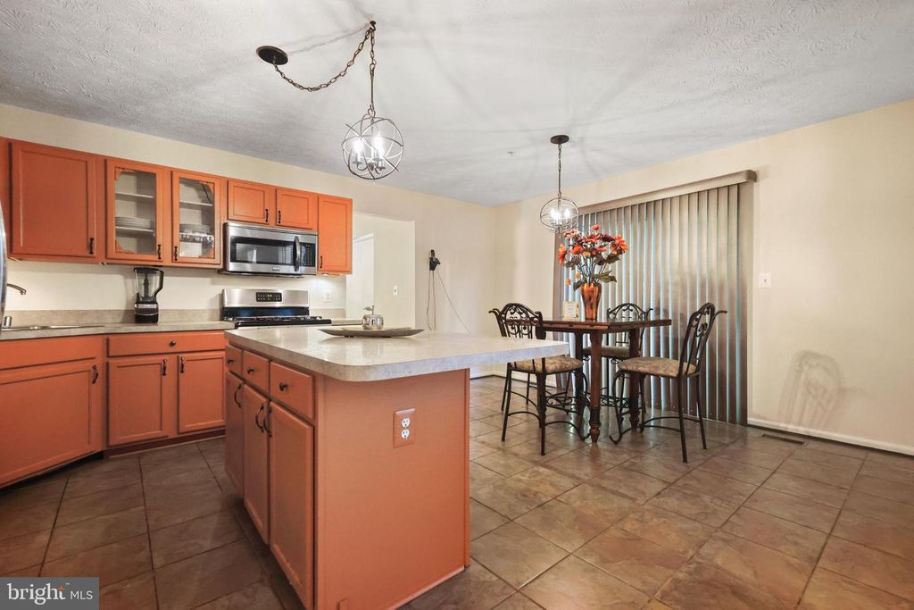 Image 12 of property listing at 9716 PENGUIN PL, Upper Marlboro, MD 20772