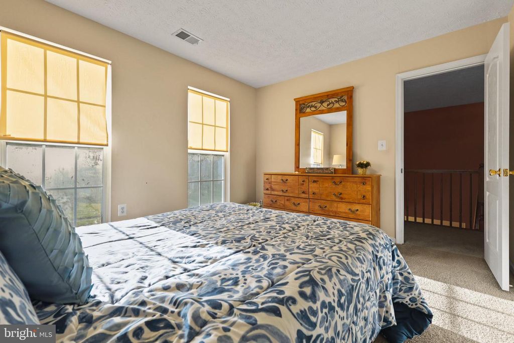 Image 13 of property listing at 9716 PENGUIN PL, Upper Marlboro, MD 20772