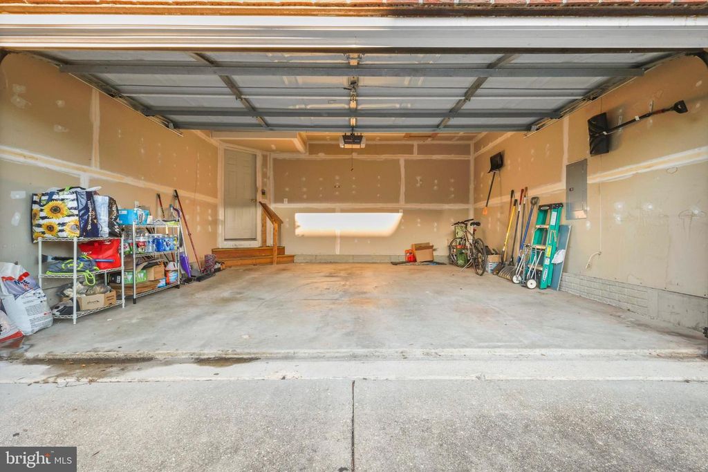 Image 24 of property listing at 9716 PENGUIN PL, Upper Marlboro, MD 20772