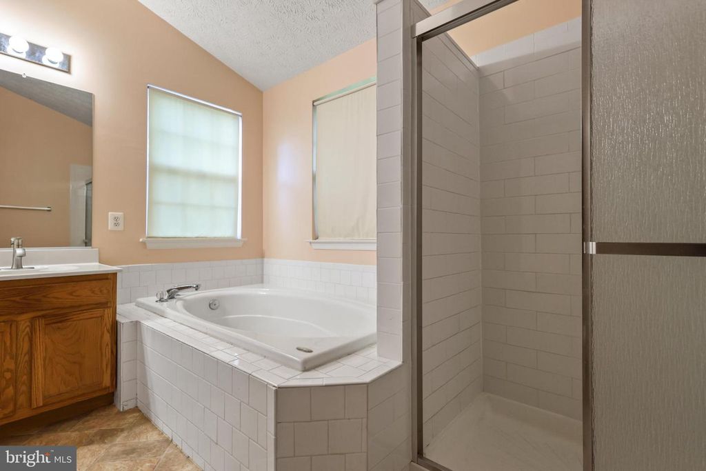 Image 30 of property listing at 9716 PENGUIN PL, Upper Marlboro, MD 20772