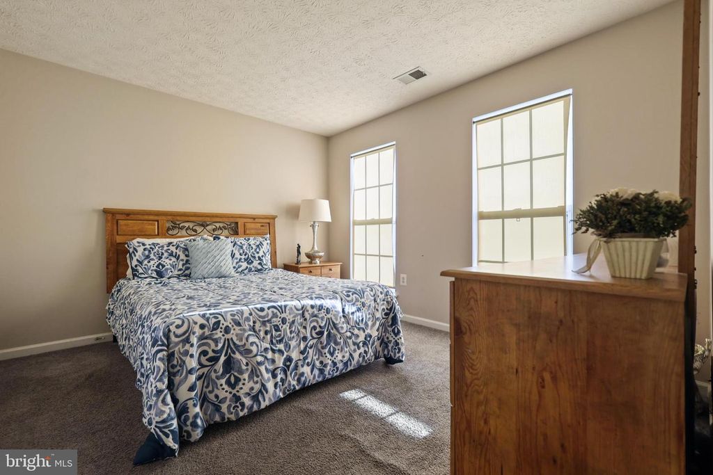 Image 32 of property listing at 9716 PENGUIN PL, Upper Marlboro, MD 20772