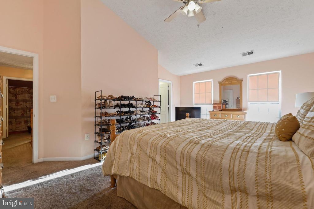 Image 42 of property listing at 9716 PENGUIN PL, Upper Marlboro, MD 20772