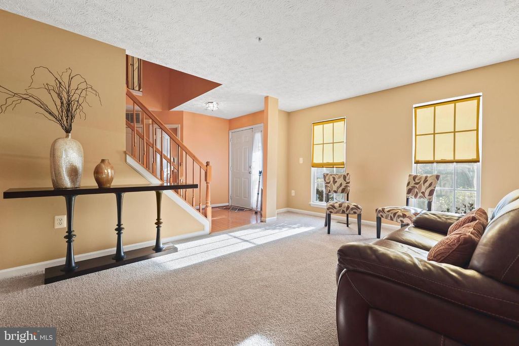 Image 6 of property listing at 9716 PENGUIN PL, Upper Marlboro, MD 20772