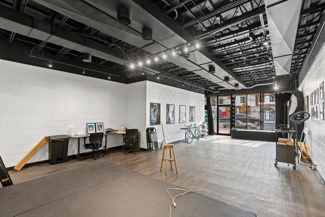 2712 W Division Street, Chicago, IL 60622