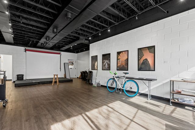 2712 W Division Street, Chicago, IL 60622