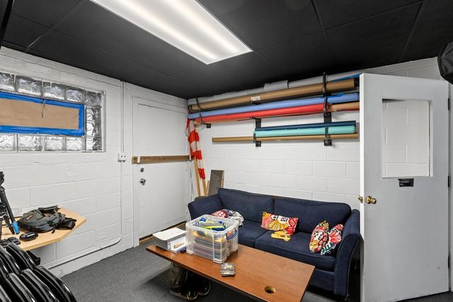 2712 W Division Street, Chicago, IL 60622