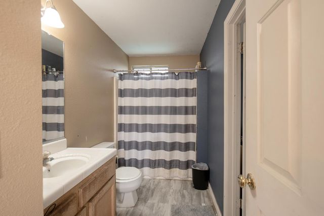 14531 W Kearney Boulevard, Kerman, CA 93630