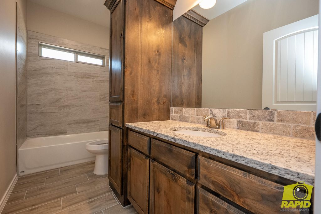 Image 14 of property listing at 9665 Jaguar Trail, San Angelo, TX 76901
