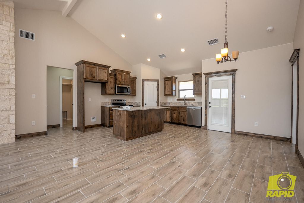 Image 3 of property listing at 9665 Jaguar Trail, San Angelo, TX 76901