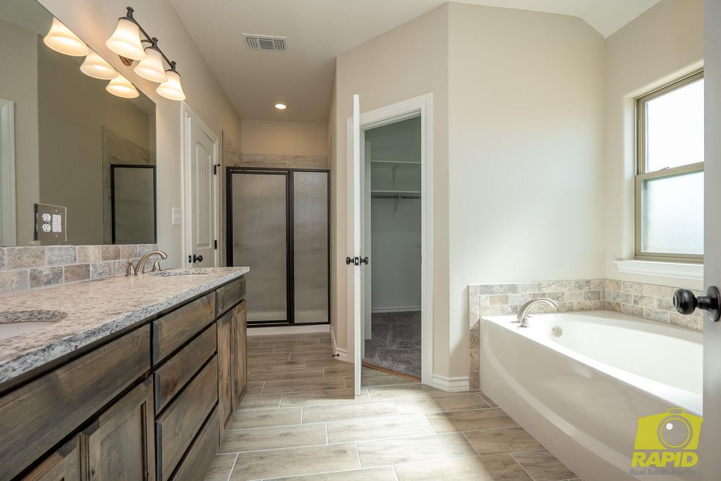 Image 9 of property listing at 9665 Jaguar Trail, San Angelo, TX 76901