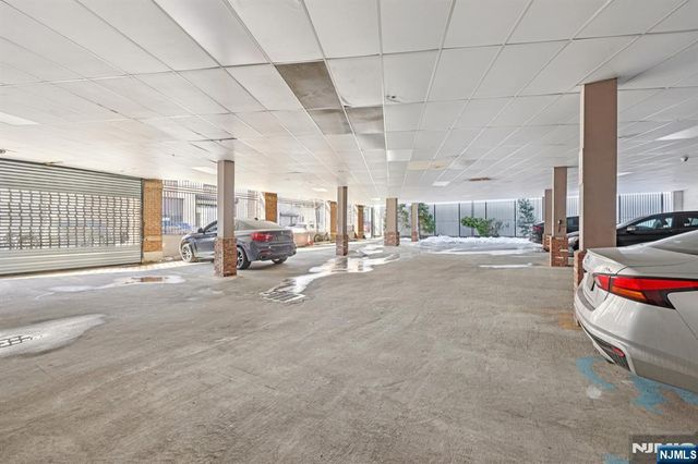 15-19 Tichenor 407, Newark, NJ 07112