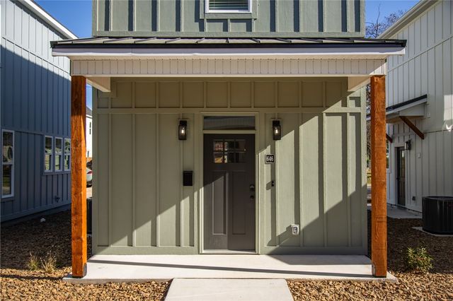 646 W Price Avenue, Springdale, AR 72764